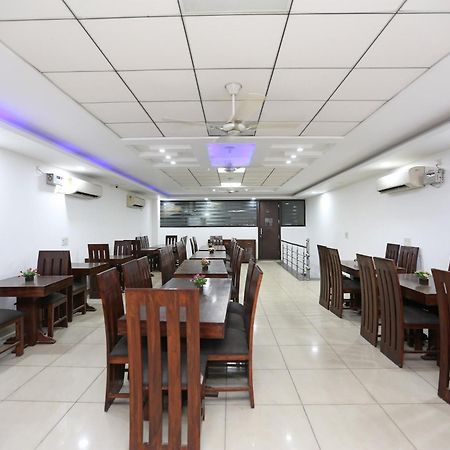 Oyo Mahak Residency Hotel Manesar Exterior photo